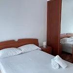 Travesia 151-6 ツ Rias Baixas Daire Vigo